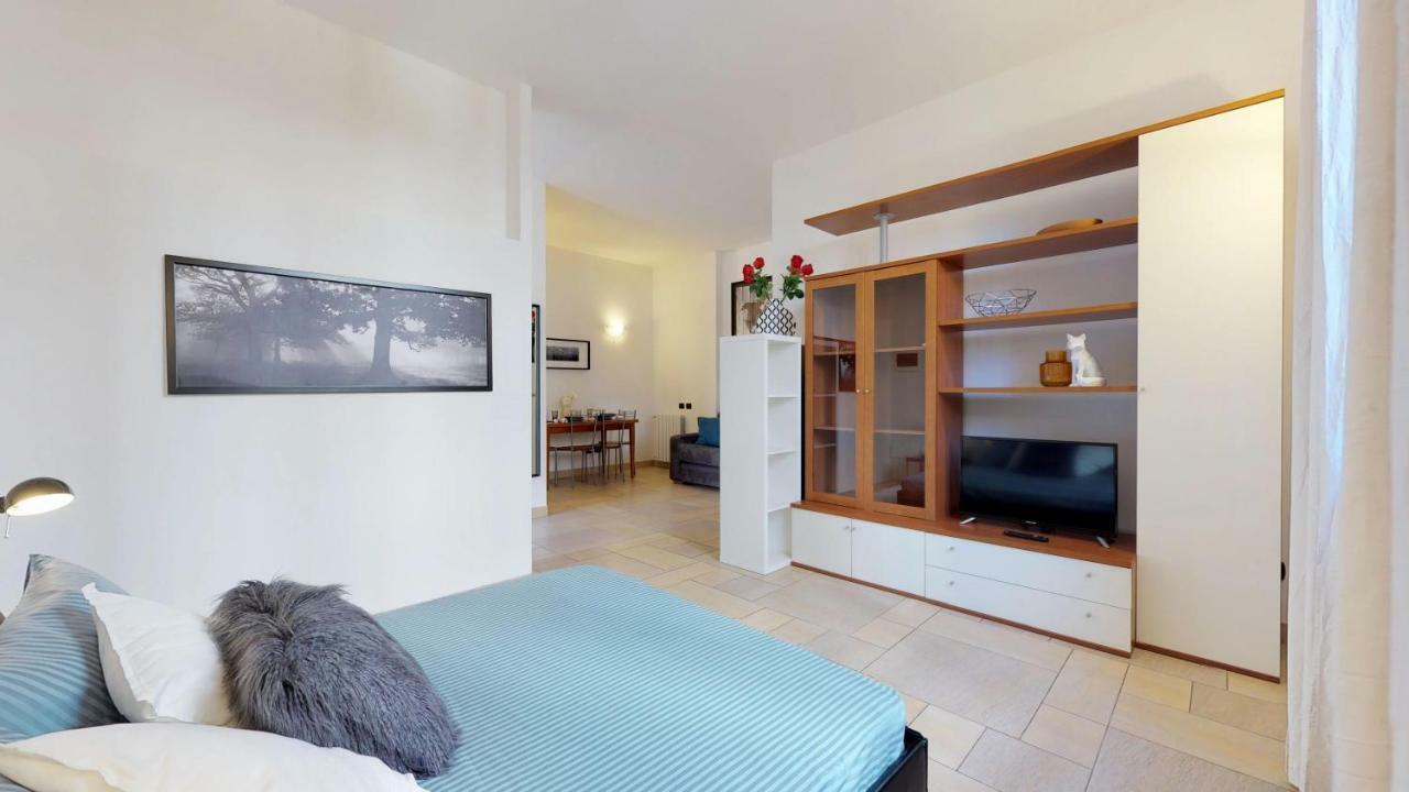Apartment With Private Garden Near San Siro Stadium มิลาน ภายนอก รูปภาพ